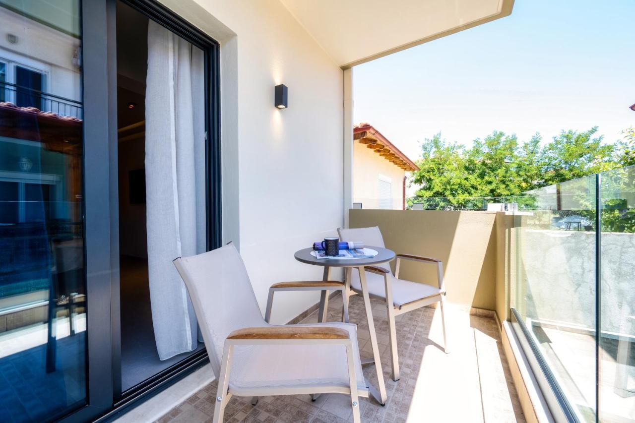 Jj Rooms Luxury Apartments Kallithea  Rum bild